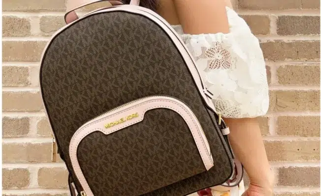 kors logo backpack e1744634317522 kors logo backpack e1744634317522